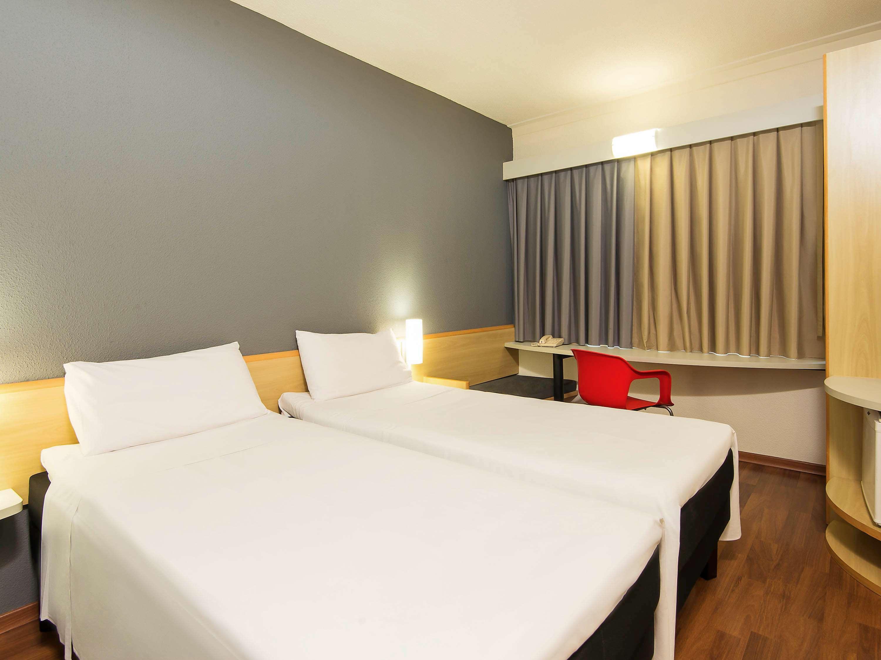 Ibis Sao Jose Dos Campos Colinas Hotel Exterior photo